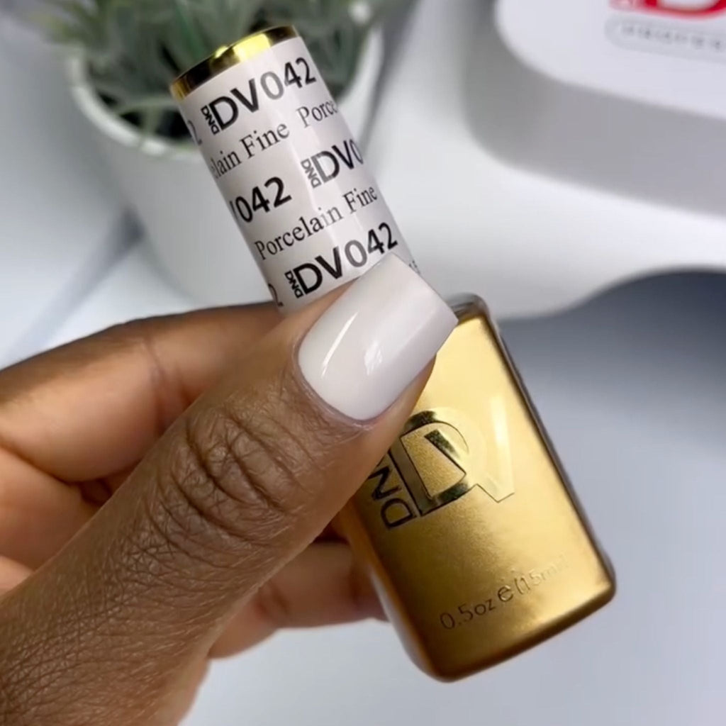 Porcelain Fine DIVA #042