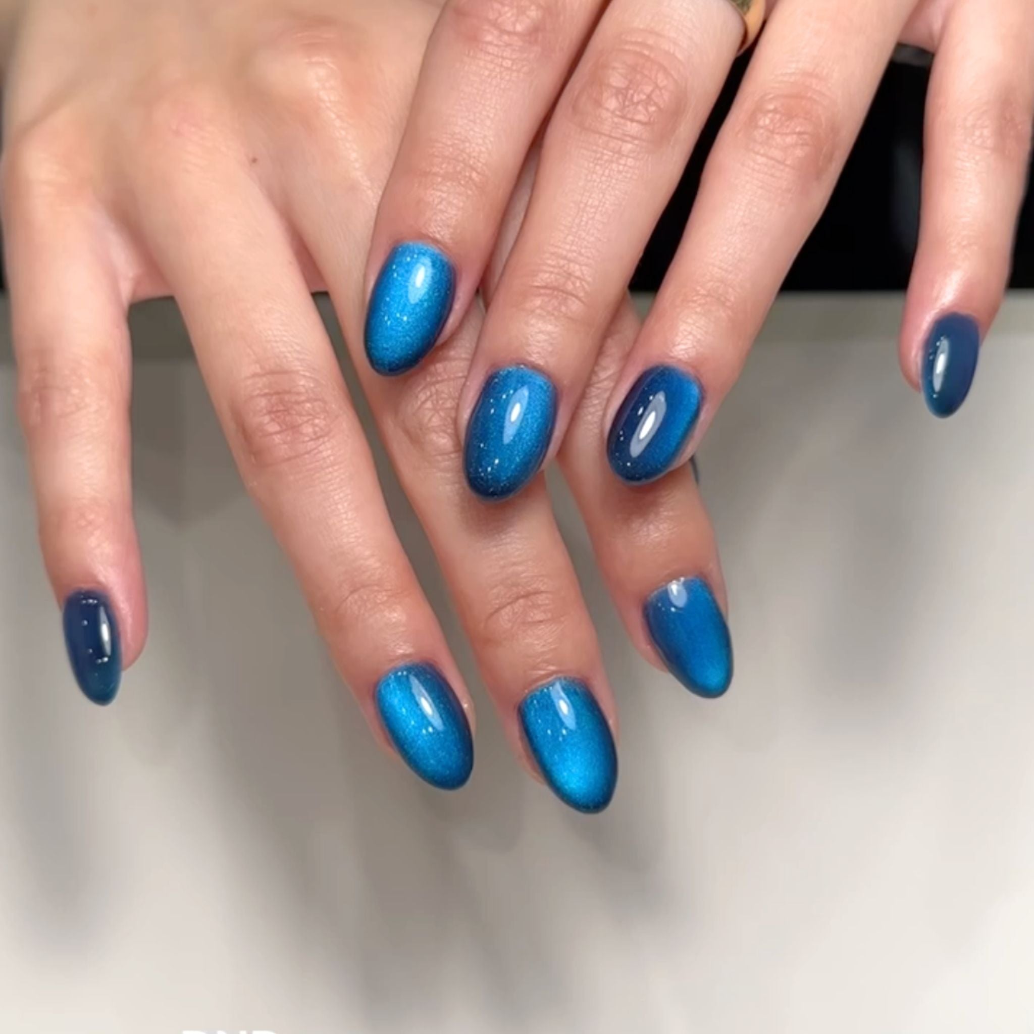 DIVA 9D Cat Eye Glassball #04 - Loyal To You