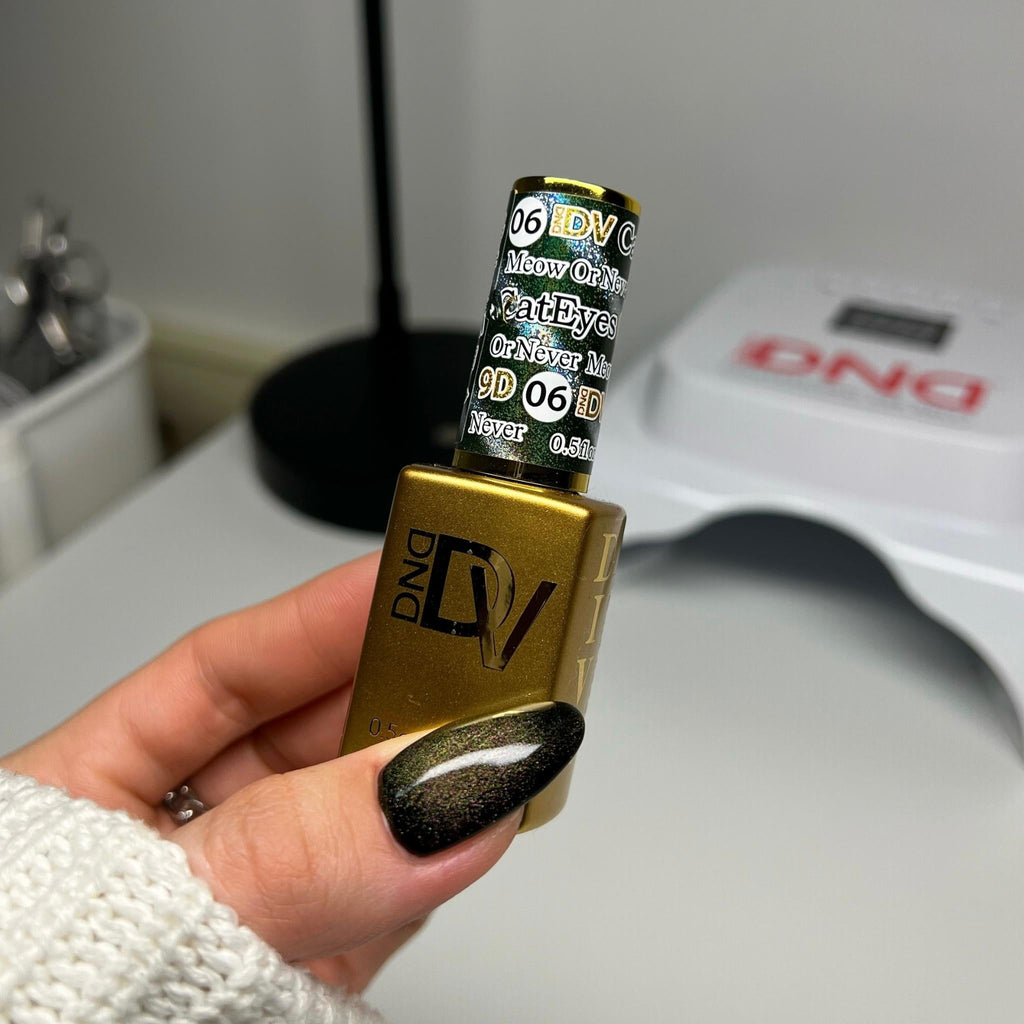 DIVA 9D Cat Eye Glassball #06 - Meow Or Never