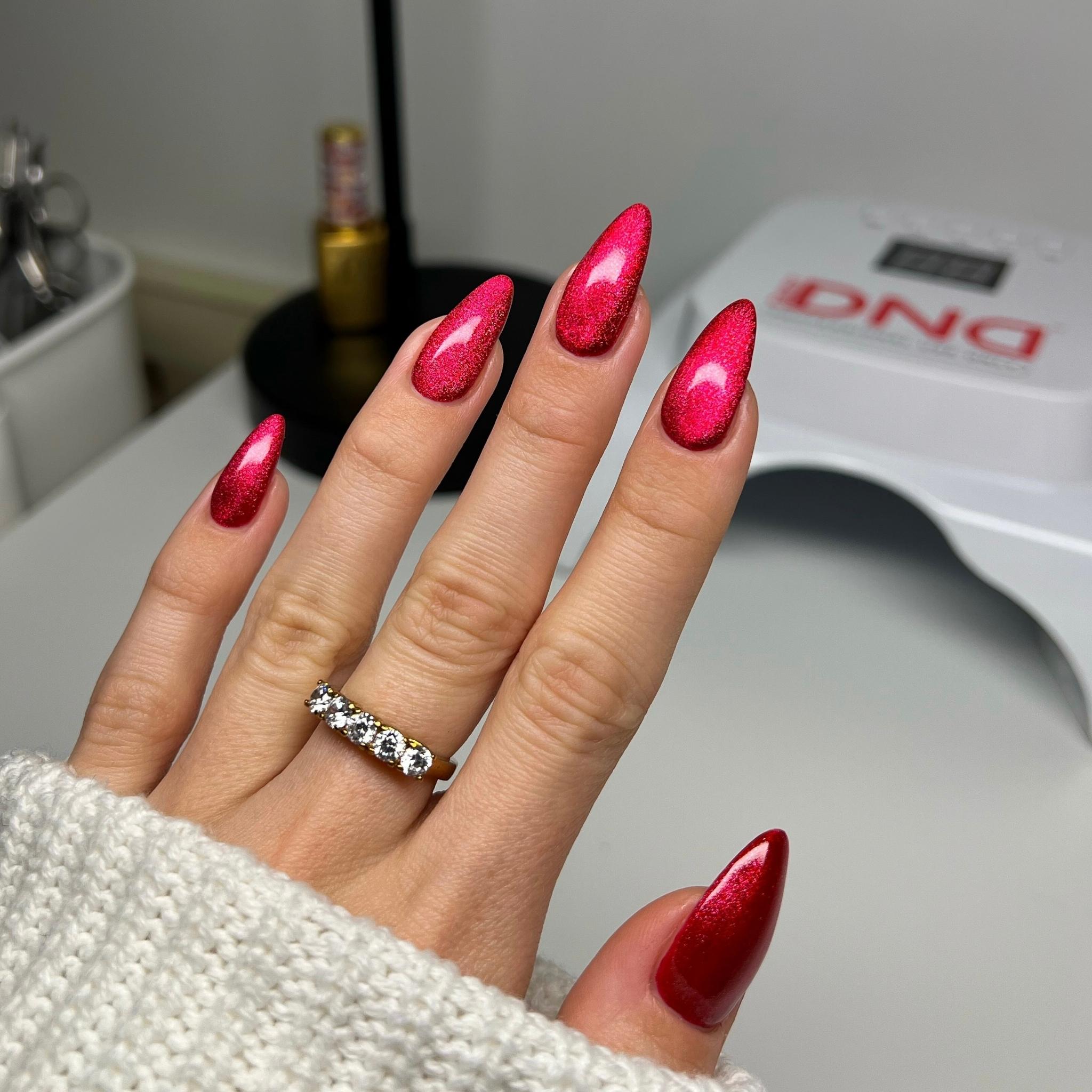 DIVA 9D Cat Eye Candy – 12 Set