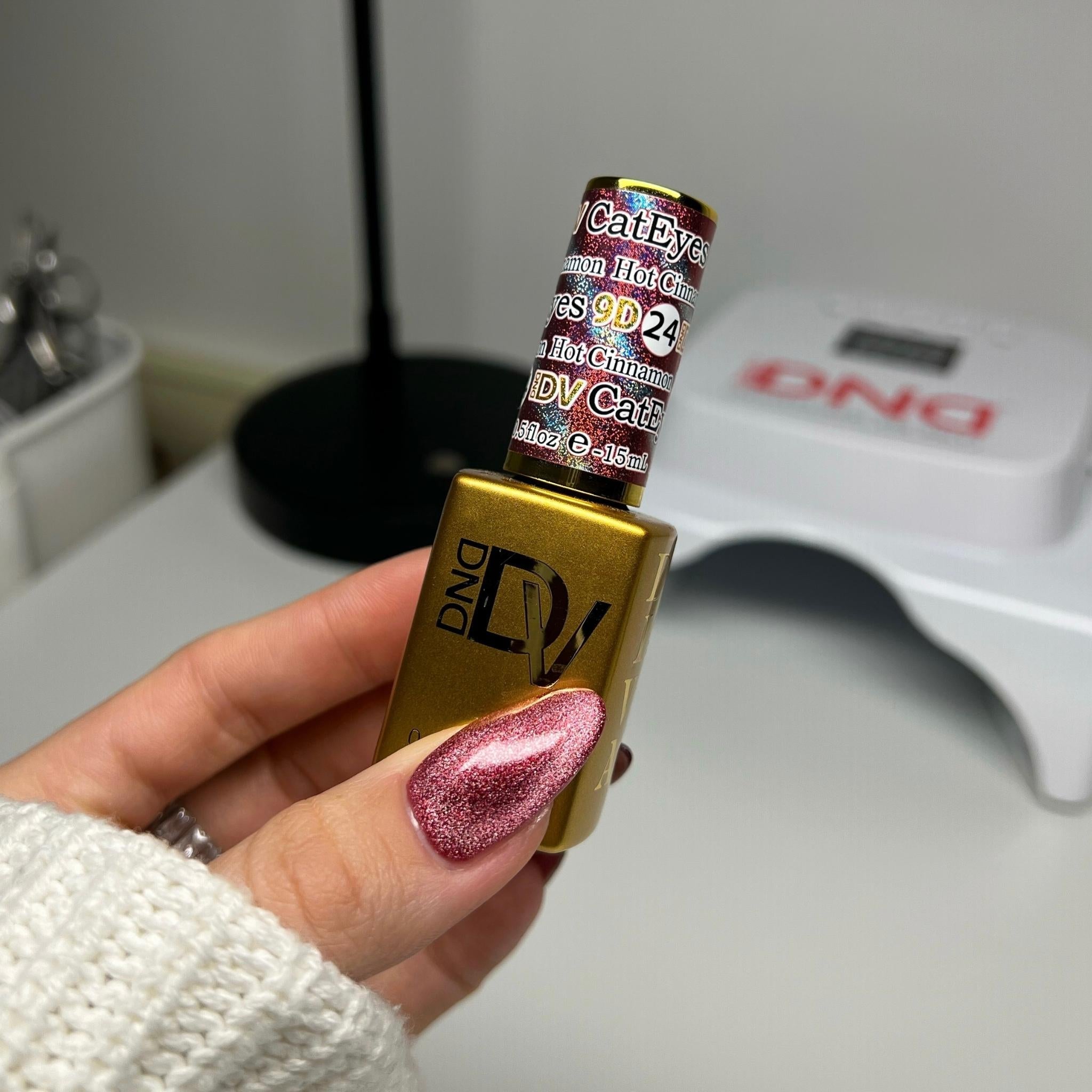 DIVA 9D Cat Eye Candy #24 - Hot Cinnamon