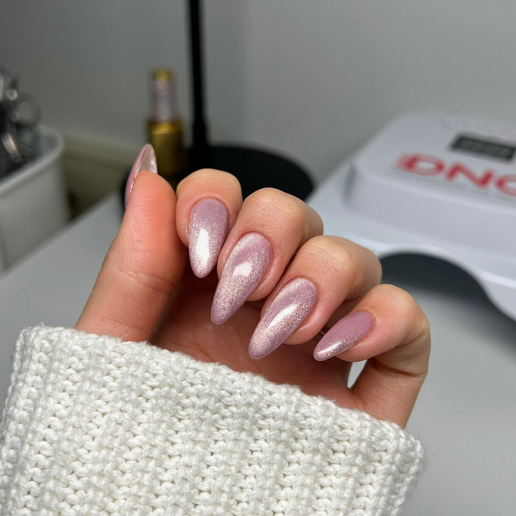 DIVA 9D Cat Eye Daydream #28 - Just Kitten