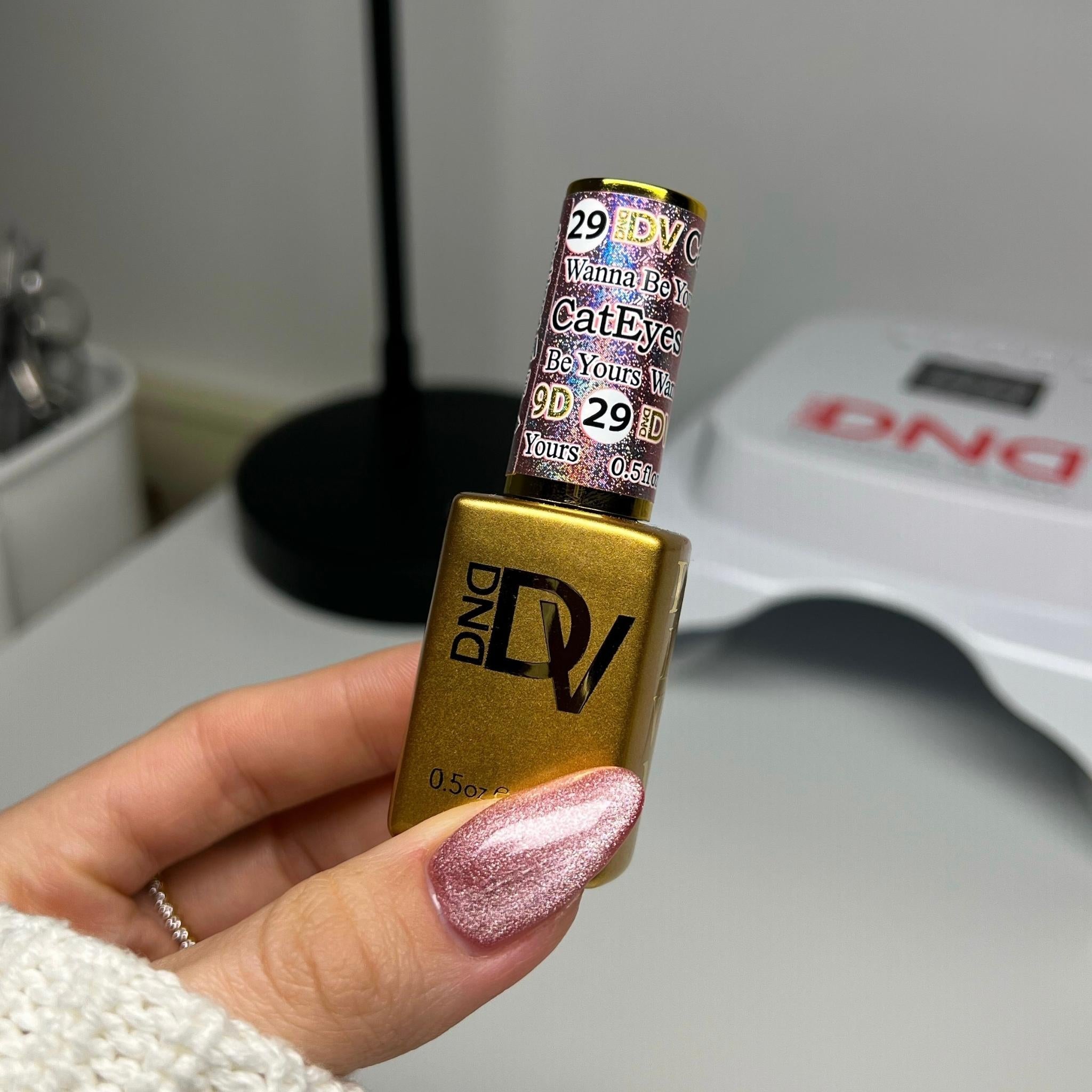 DIVA 9D Cat Eye Daydream #29 - Wanna Be Yours