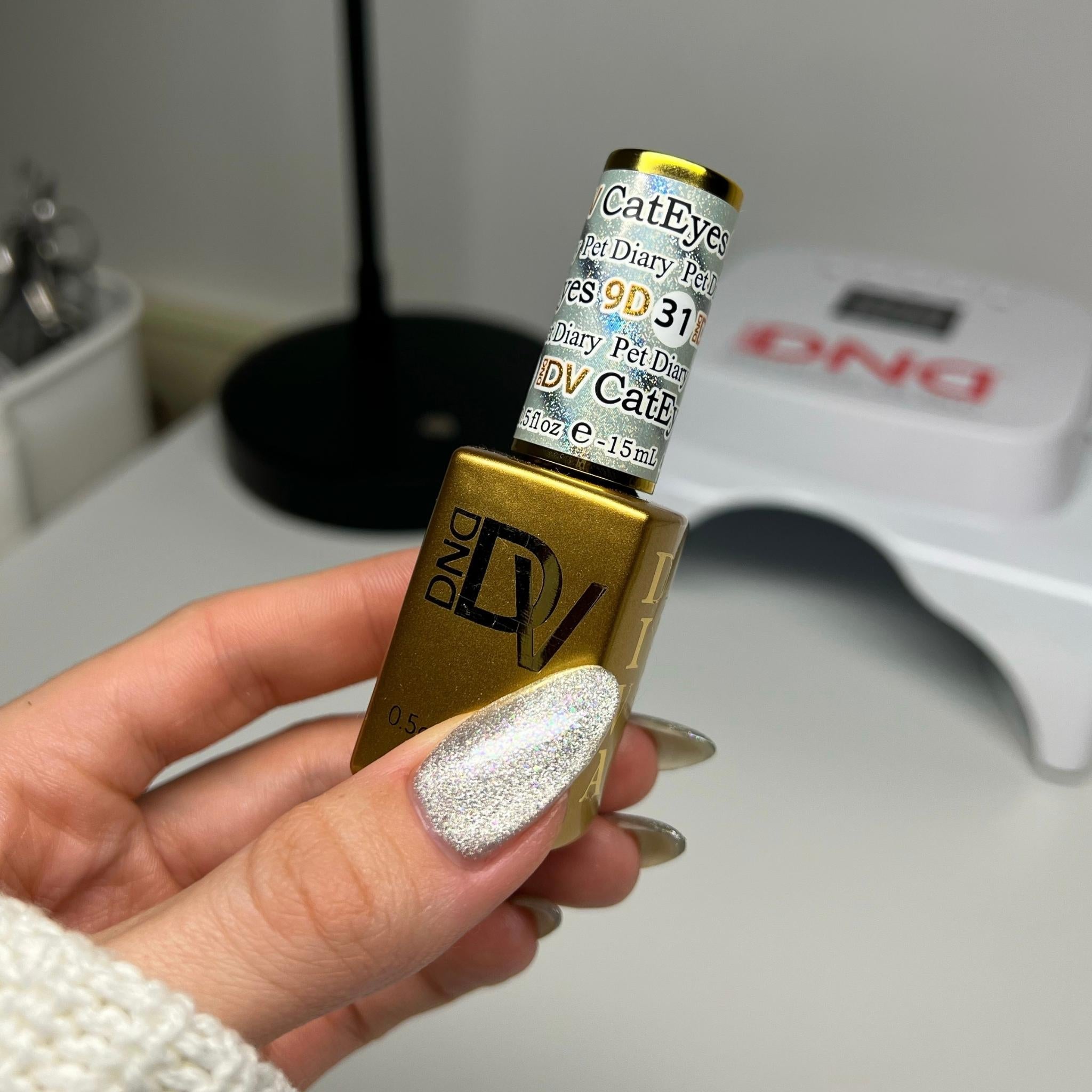 DIVA 9D Cat Eye Daydream #31 - Pet Diary