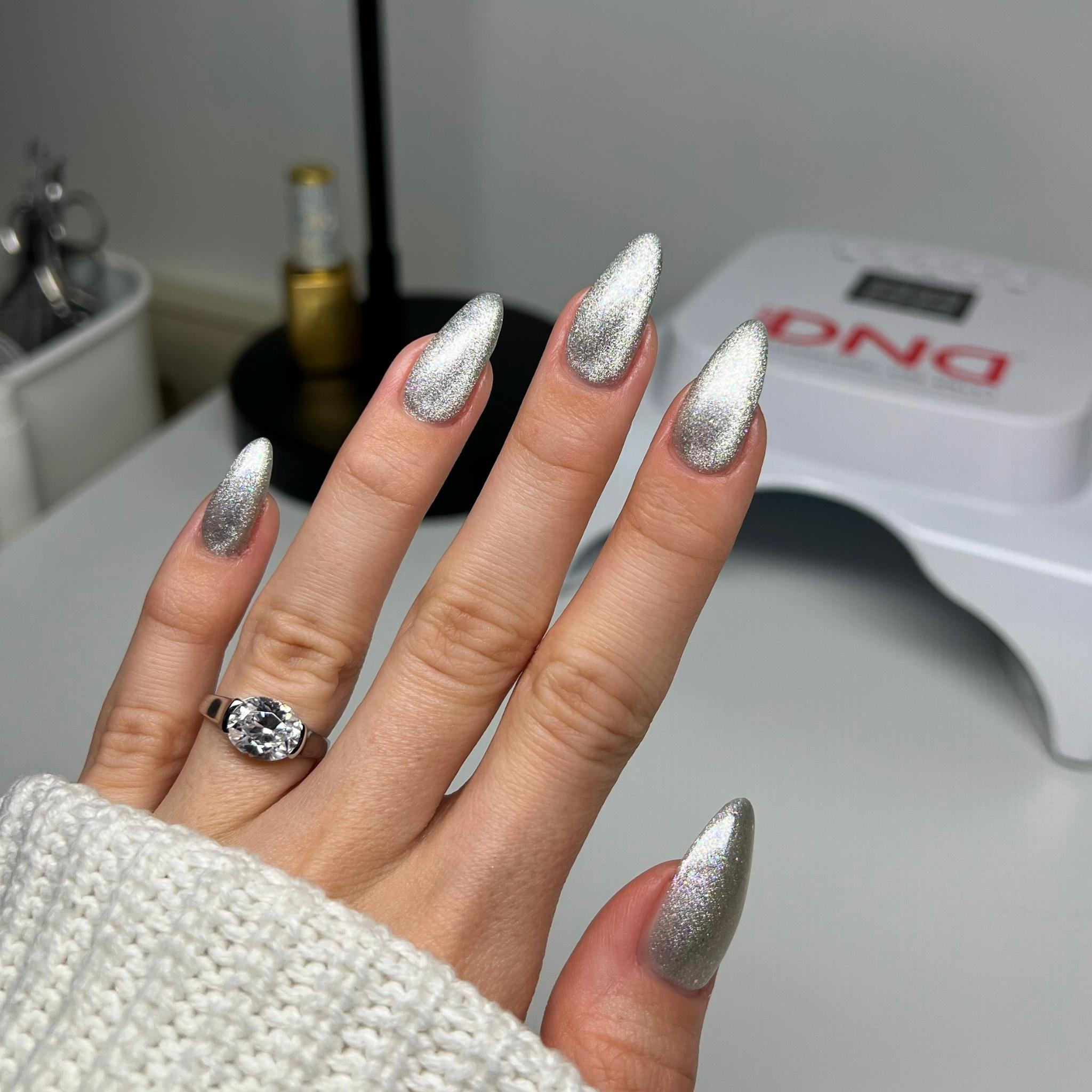 DIVA 9D Cat Eye Daydream #31 - Pet Diary