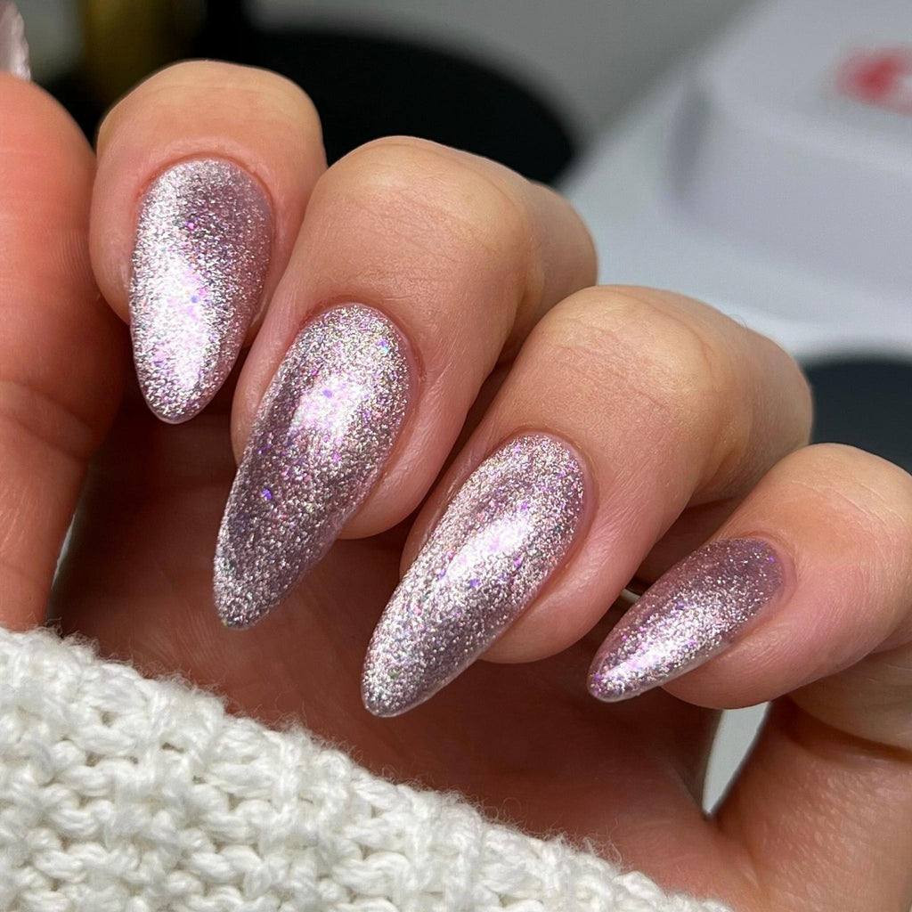 DIVA 9D Cat Eye Daydream #33 - Pucker Up