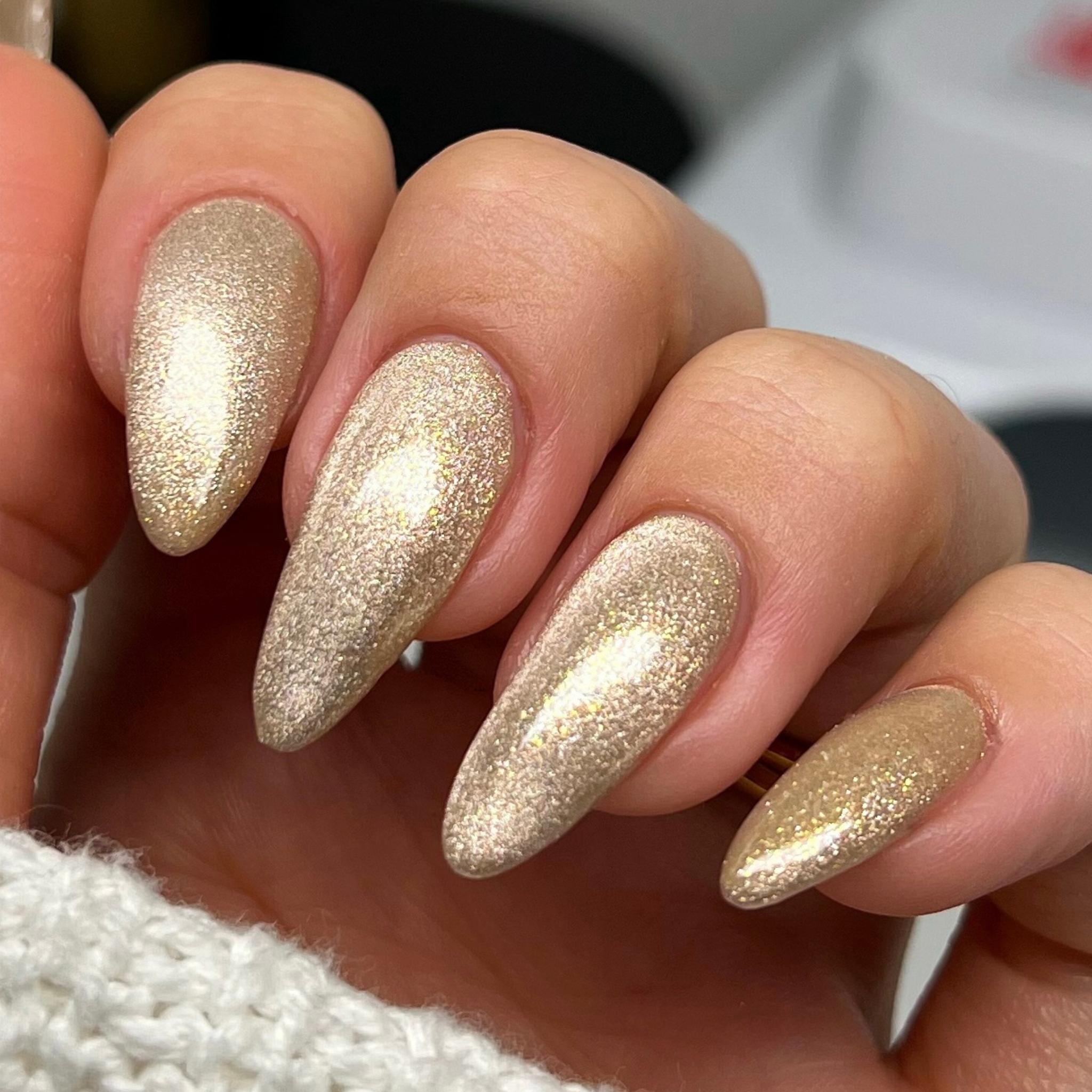 DIVA 9D Cat Eye Daydream #34 - Fur-st Place