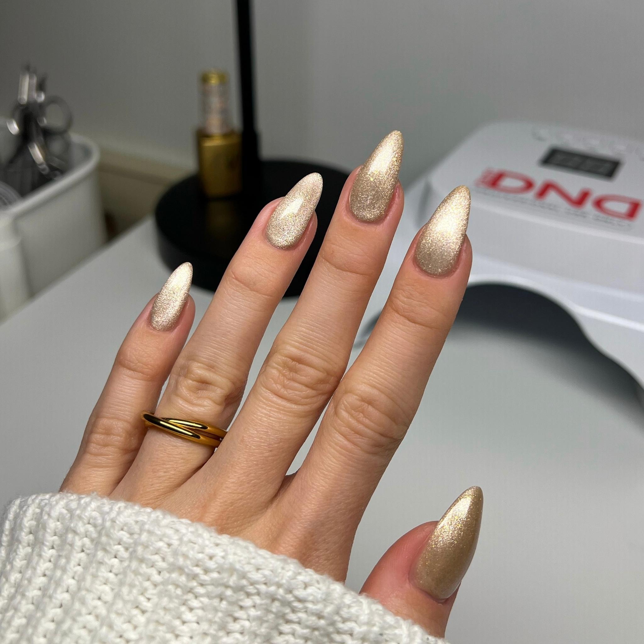 DIVA 9D Cat Eye Daydream – 12 Set