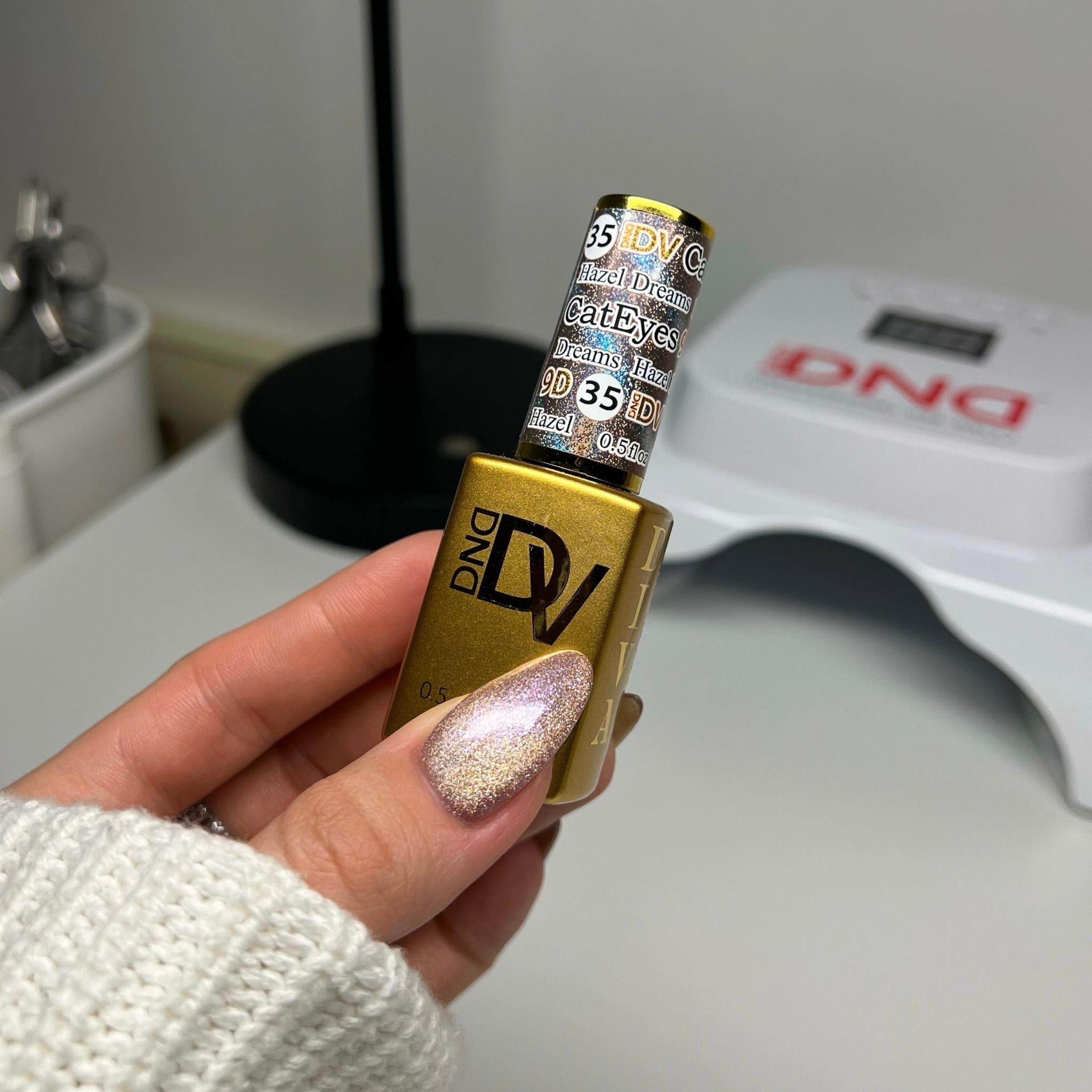 DIVA 9D Cat Eye Daydream #35 - Hazel Dreams